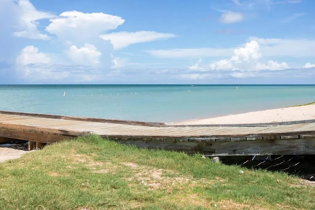 Eterno Paraiso Combate Beach Cabo Rojo